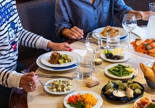 n034294_08september2025_world_food-on-site-disney-newport-bay-club_16-9_tcm797-249802$w~960$p~1$f~jpg